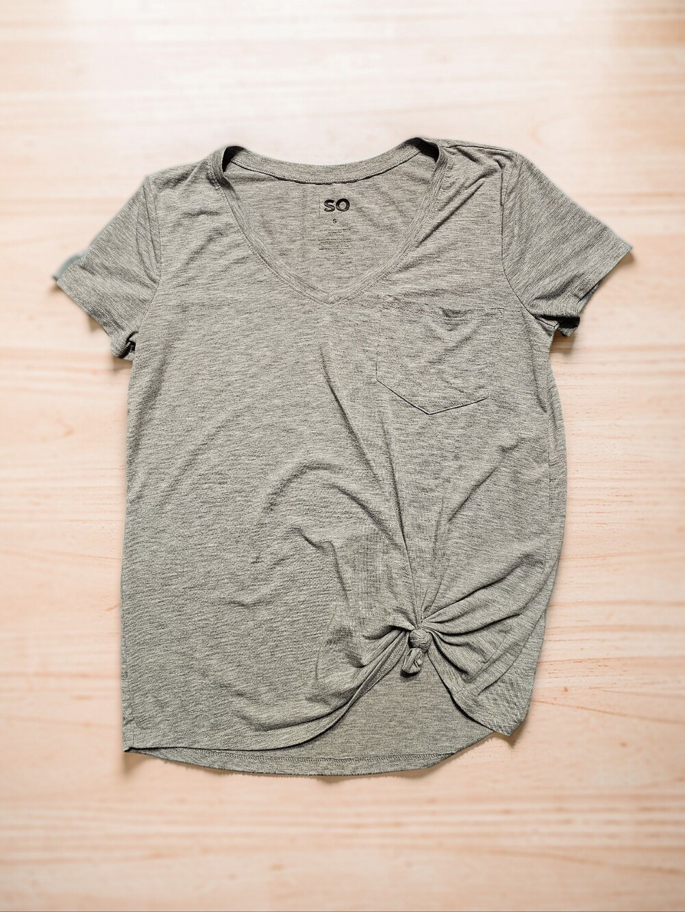SO Heather Gray V-Neck Knot Tee. Size S. Excellent Condition!
